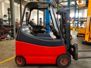 二手叉车-林德 E20 02